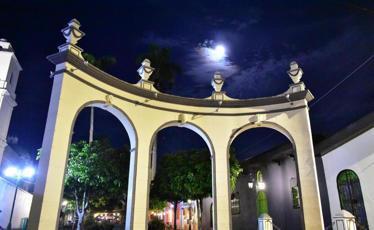 La Casa De Mamapan Hotel Colonial Ahuachapán 외부 사진