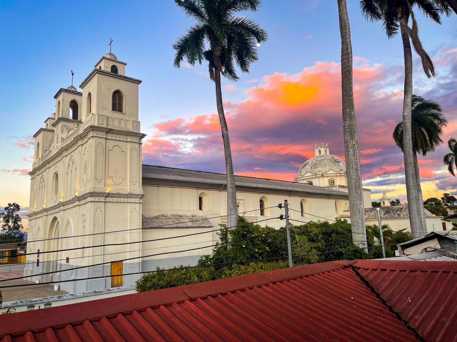 La Casa De Mamapan Hotel Colonial Ahuachapán 외부 사진