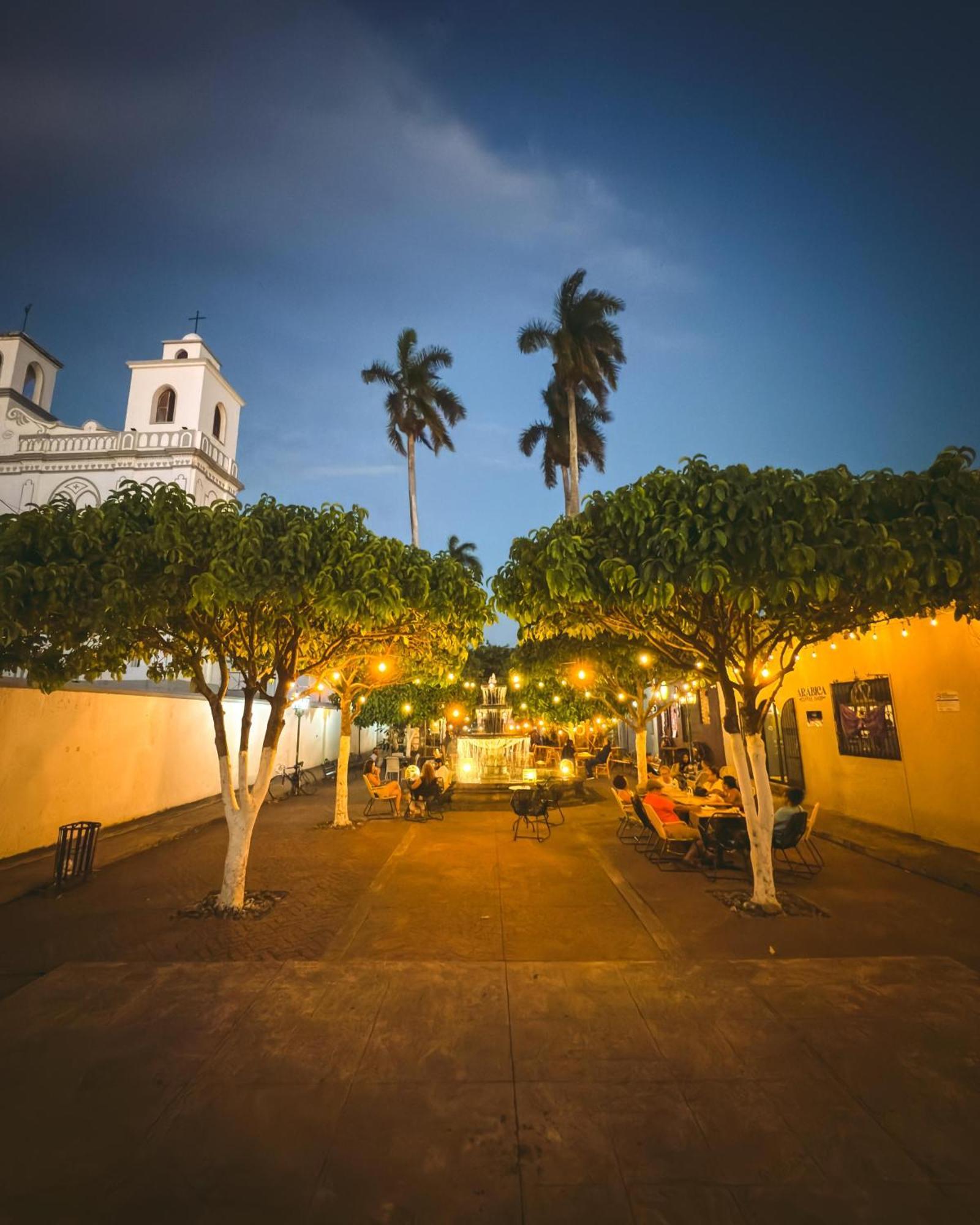 La Casa De Mamapan Hotel Colonial Ahuachapán 외부 사진